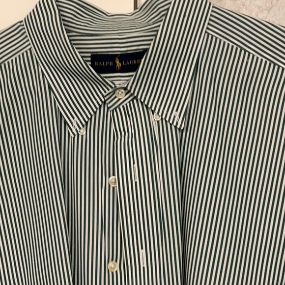 Ralph Lauren shirt starched and ready to wear - Picture 2 of 3